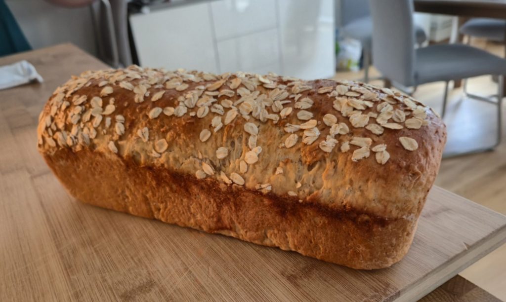 Saftig dinkel- och&nbsp;havrelimpa