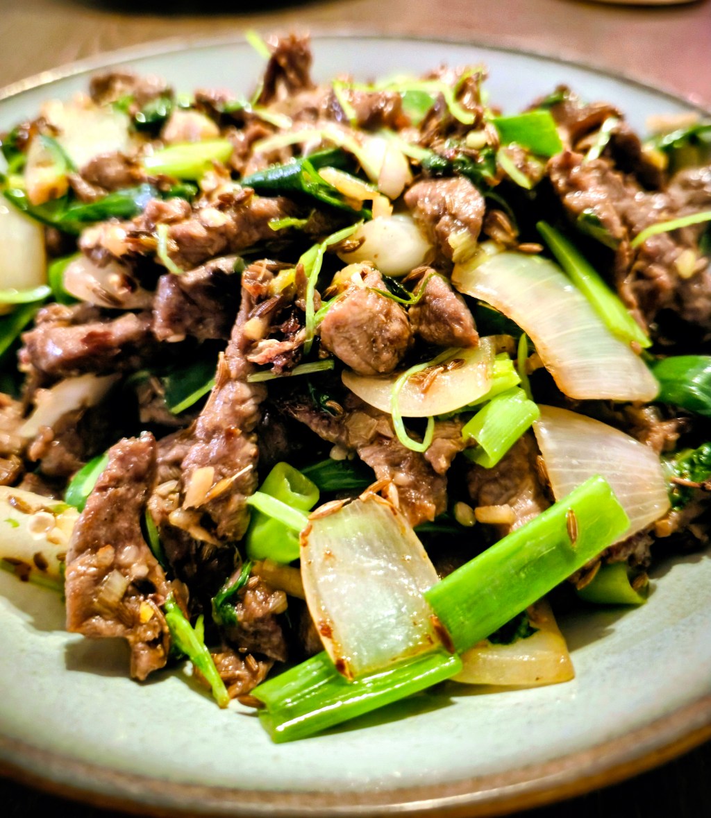Ziran Yangrou (孜然羊肉) – Xinjiang-lamm med&nbsp;kummin